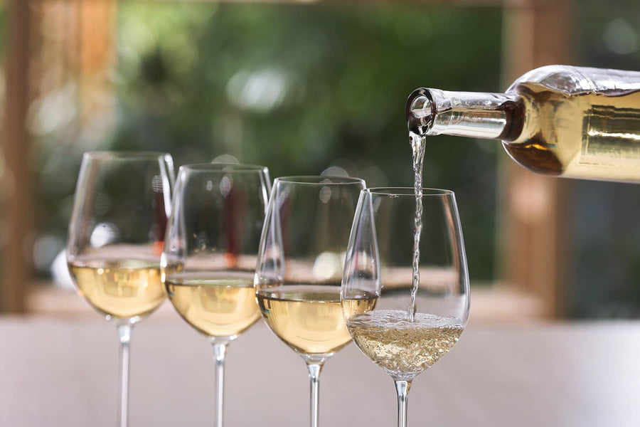 Wine 101: Exciting White Wines of the World